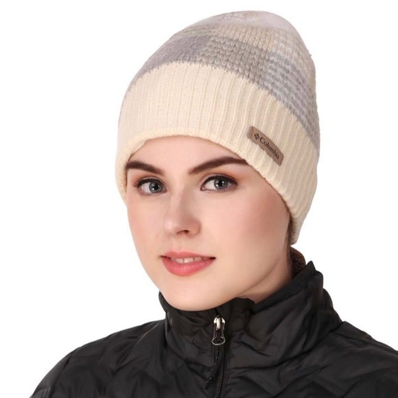 NEW Columbia Permafrost Plush Beanie Hat - Picture 2 of 8